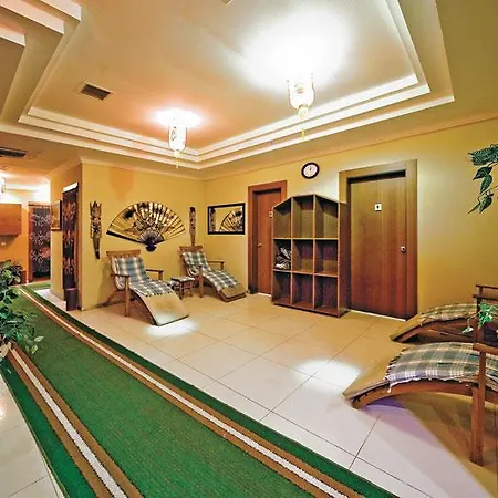 Club Victoria فندق 2*
